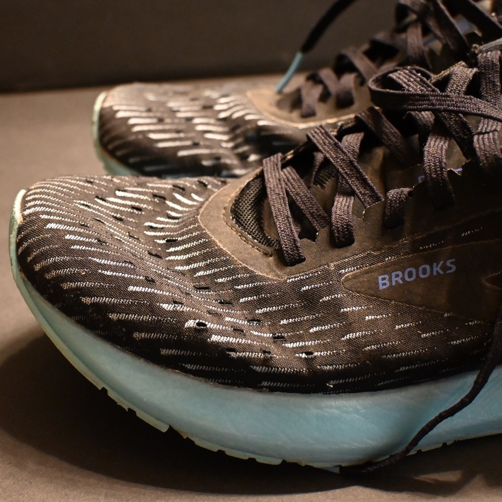 mens brooks Hyperion tempo
